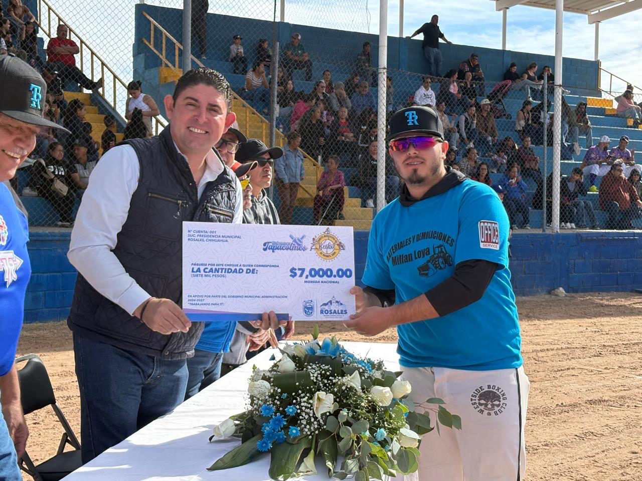 Inaugura Rosales Liga Municipal de Béisbol