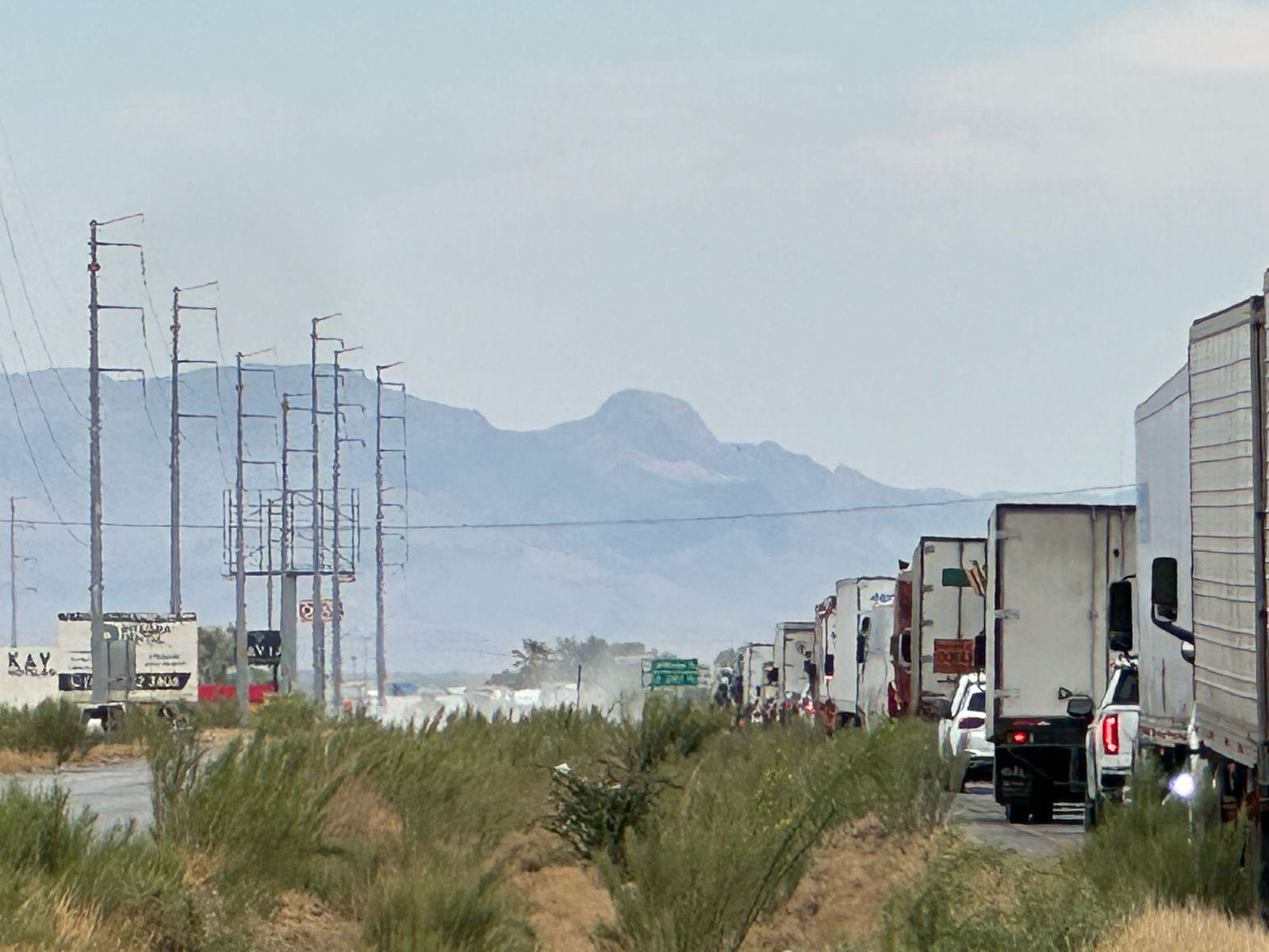 MÁS DE CUATRO HORAS DE BLOQUEO EN LA CARRETERA FEDERAL