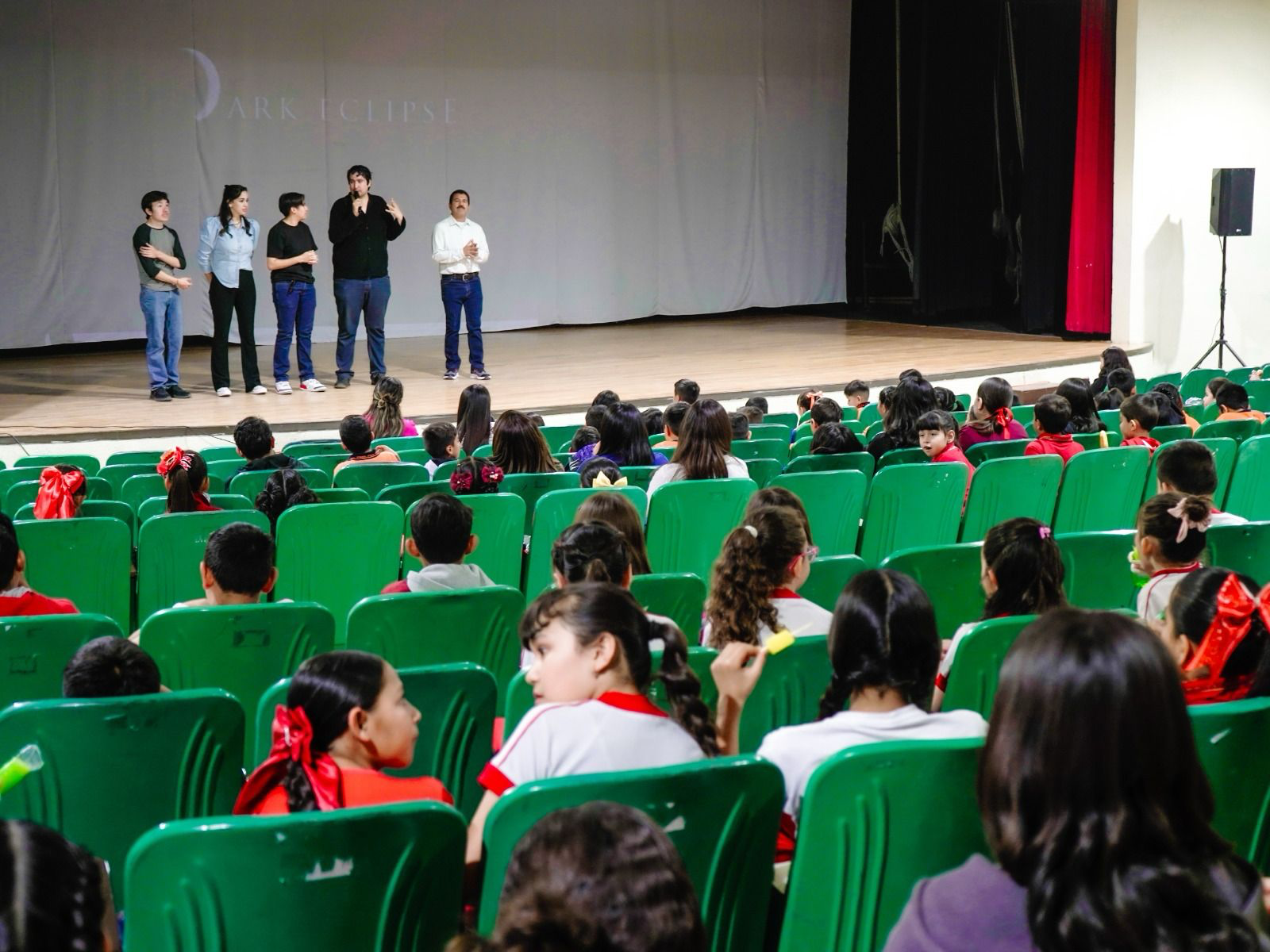 Saucillo revive leyendas chihuahuenses con proyección de cortometrajes de terror: Fito Gardea