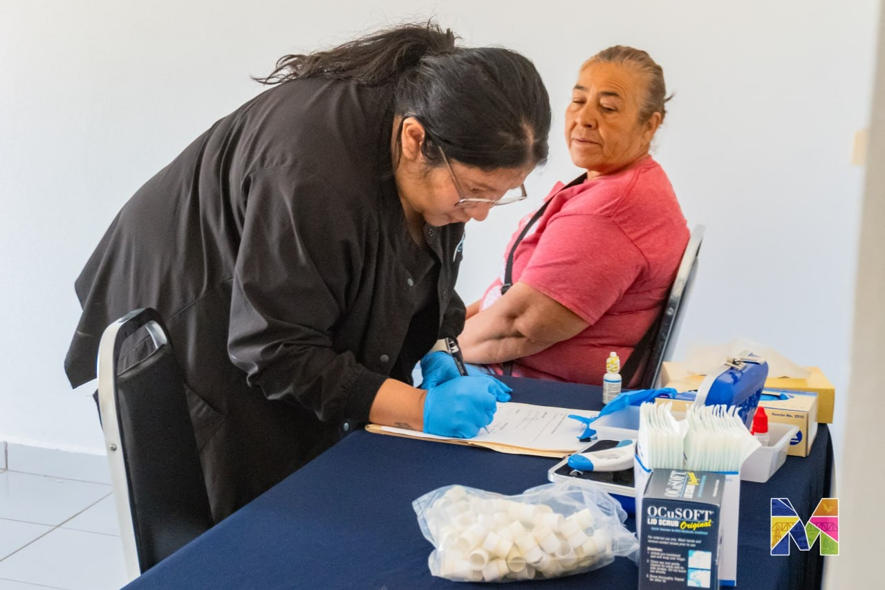 Aplican de manera gratuita en Meoqui rayo láser para retinopatía diabética a 71 pacientes