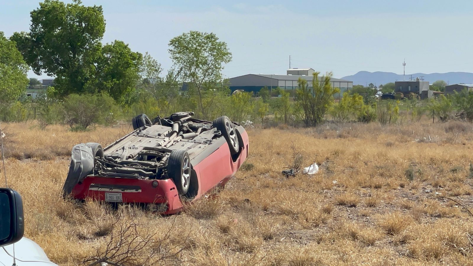 CHALLENGER VUELCA TRAS SALIRSE DEL CAMINO EN CURVA CONFLICTIVA
