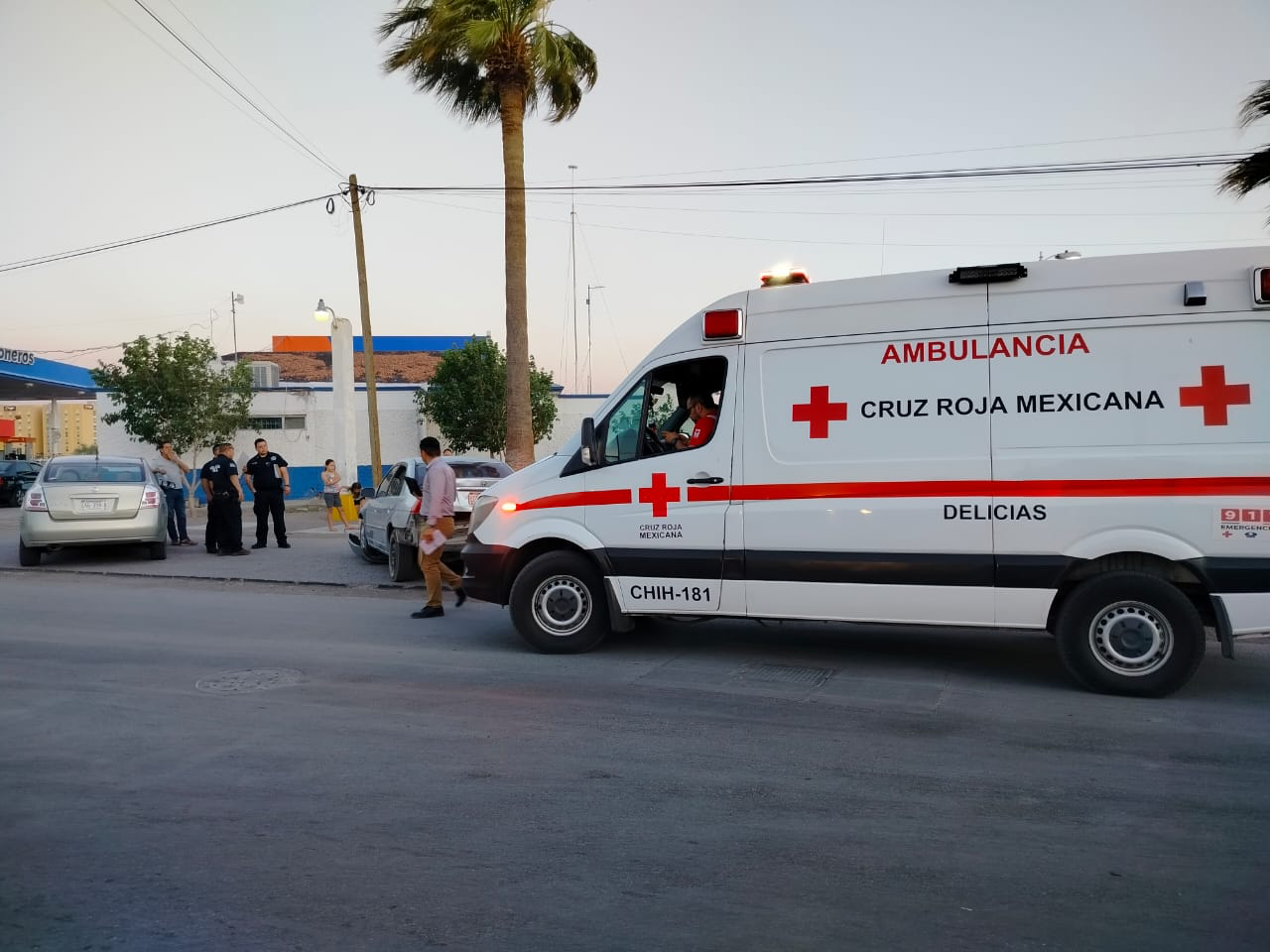 CHOQUE MÚLTIPLE EN EL PUENTE SUPRIMIDO DEJA DAÑOS POR 40 MIL PESOS