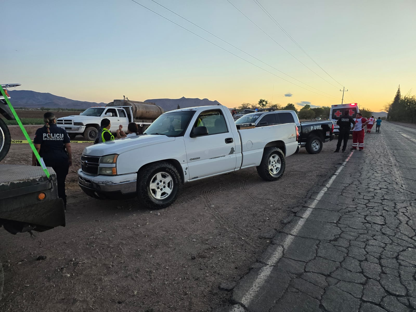 Fallece hombre tras caer a canal en Meoqui; presumen infarto como causa