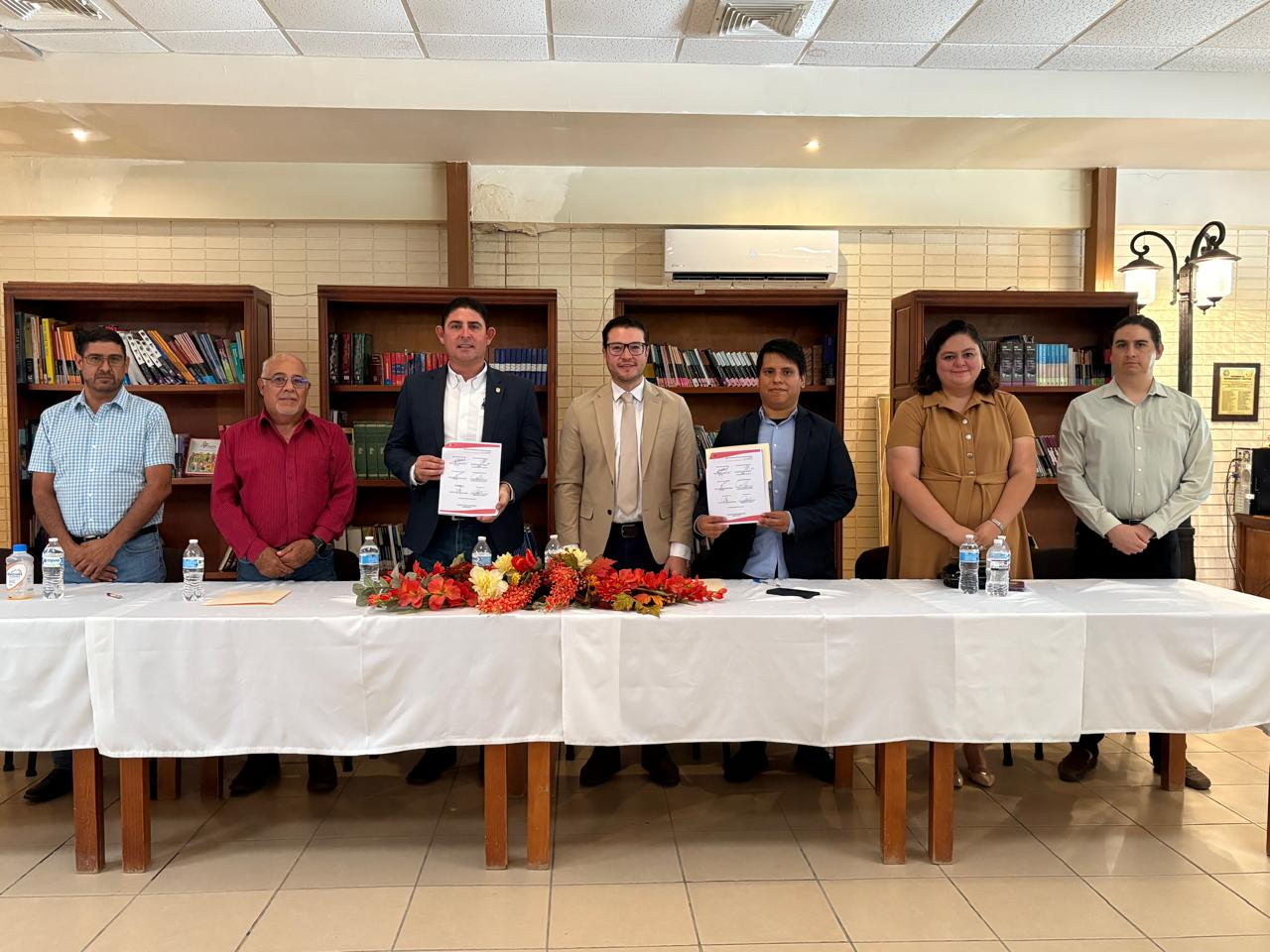 Firman Convenio para Fortalecer la Prevención del Suicidio Adolescente.