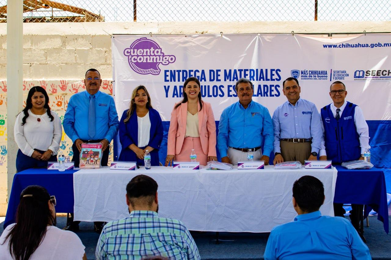 Entrega Estado más de 8 mil paquetes escolares y 4 mil pares de tenis a alumnos de nivel básico en Meoqui🥰