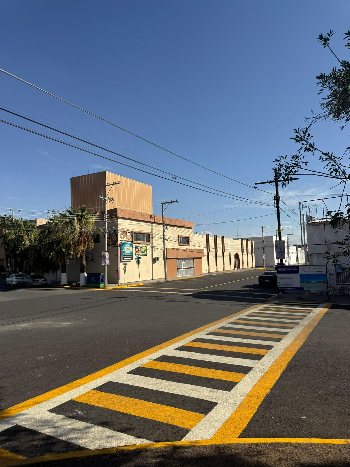 Finaliza Obras Públicas mejoras en calles con nueva pintura y alcantarillas niveladas