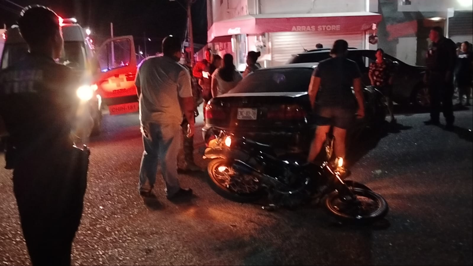 DOS LESIONADOS, DAÑOS POR 45 MIL PESOS Y FUERTE MOVILIZACIÓN TRAS CHOQUE MÚLTIPLE