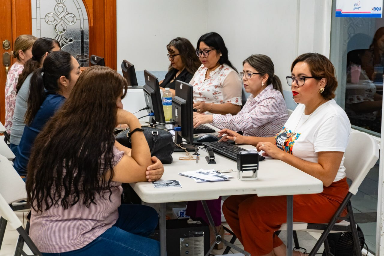 En Meoqui, más de 2 mil estudiantes apoyados con vale de uniforme o calzado escolar gratuito