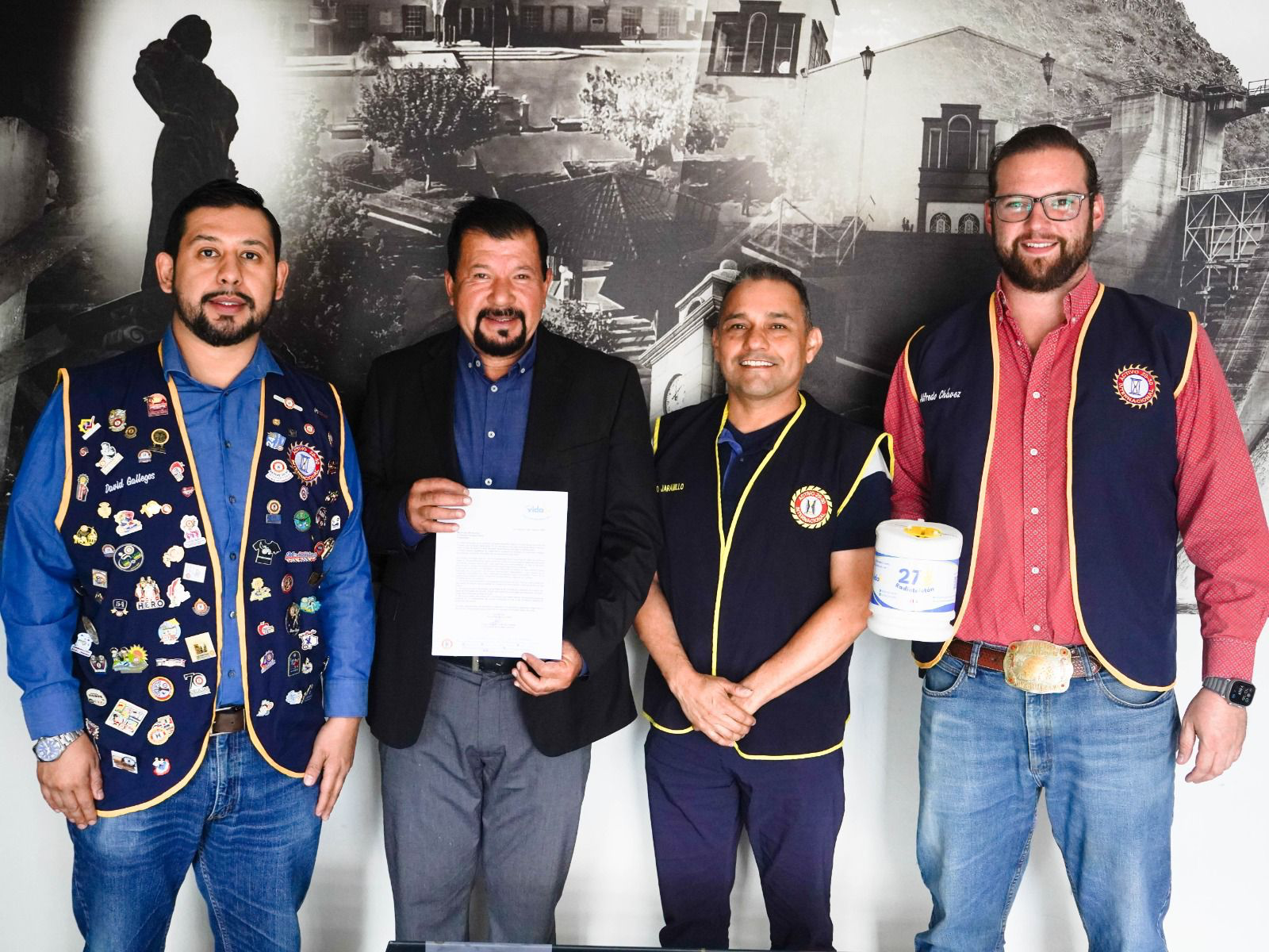 Fito Gardea fortalece alianza con Fundación Vida Activo 2030 y DIF Saucillo a favor de la niñez vulnerable