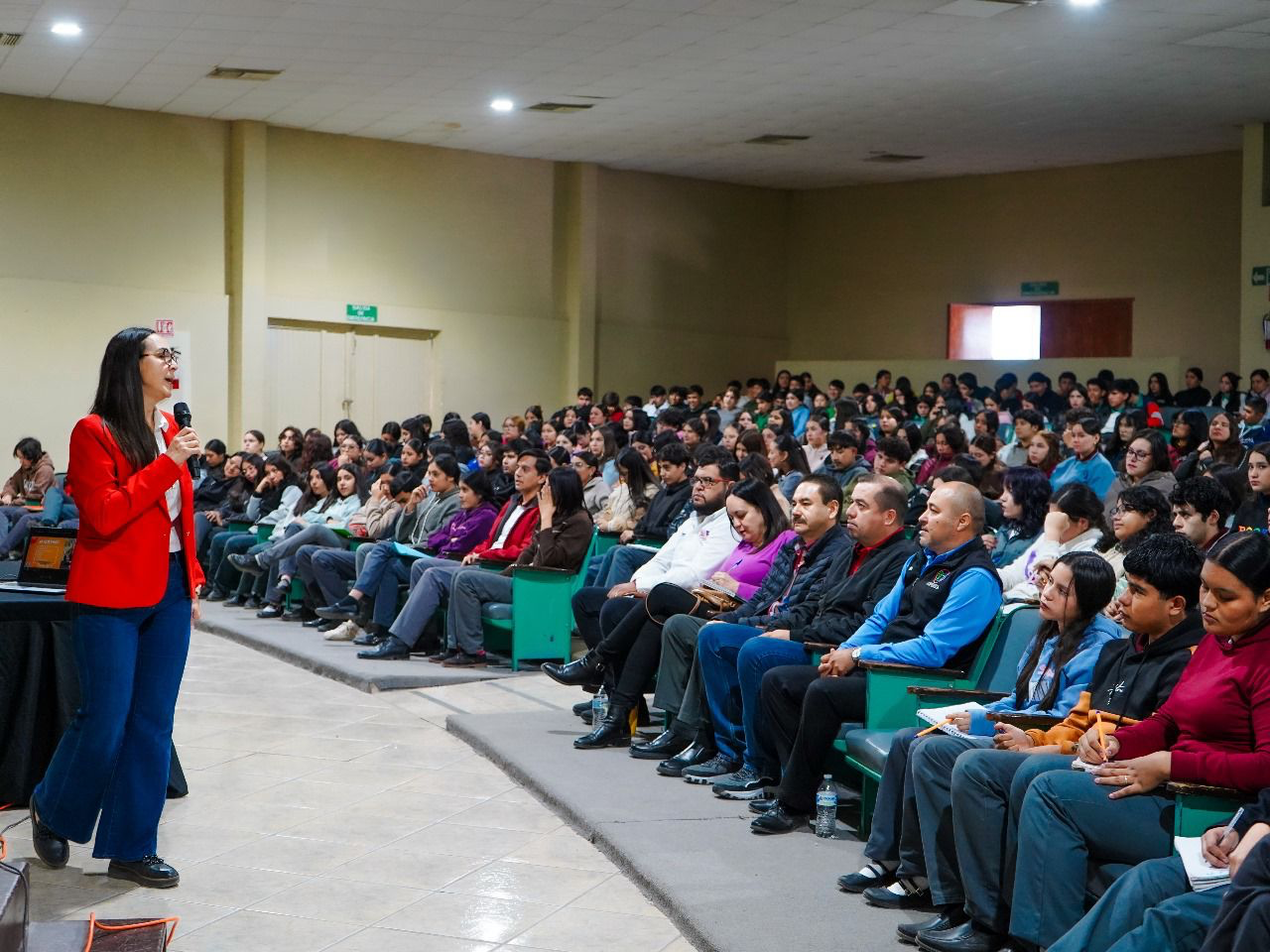 Saucillo impulsa el uso responsable de la tecnología entre adolescentes