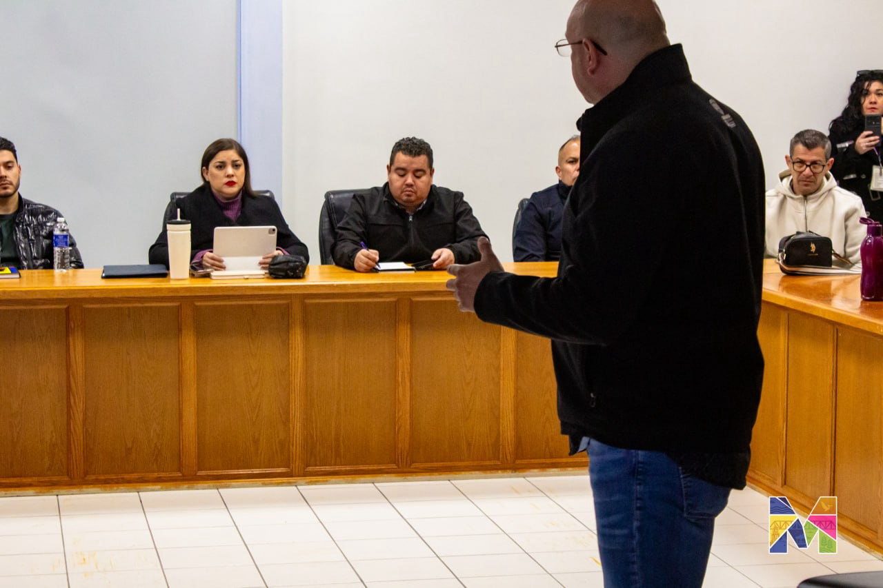 Reciben Miriam Soto y su Gabinete capacitación de primeros auxilios psicológicos