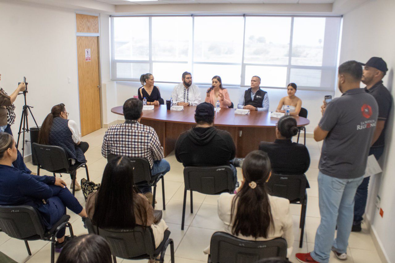 Anuncian Miriam Soto y Rector Julio Huerta nueva carrera de Licenciatura en Terapia Física en la UTCam Unidad Meoqui